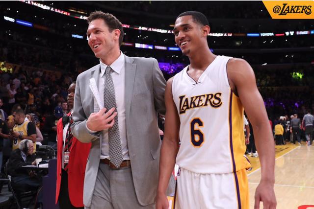 劳工证与出 劳工证与出