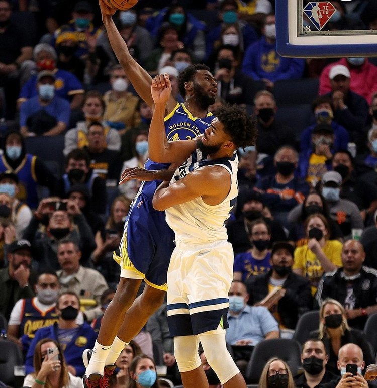 内线威胁下 内线威胁下